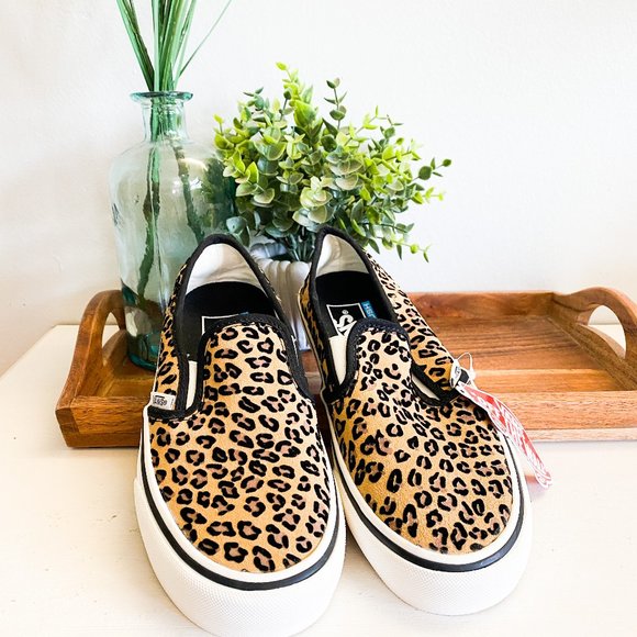 Vans Shoes - NEW Vans Leopard Printed Ultracush Slip On Shoes